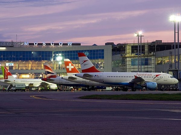 Самолеты в аэропорту "Домодедово"