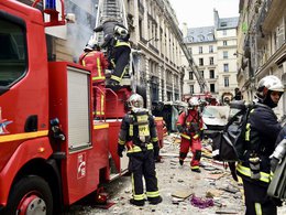 На месте взрыва в центре Парижа, 12 января 2019 года