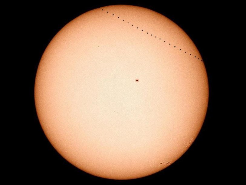Путь Меркурия по диску Солнца, 7 мая 2003 года