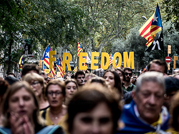 Каталония: наполовину за независимость