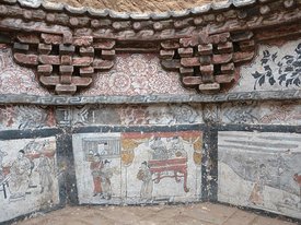Фрески китайской гробницы иллюстрируют примеры сыновней почтительности 