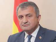 Президент Южной Осетии Анатолий Бибилов 