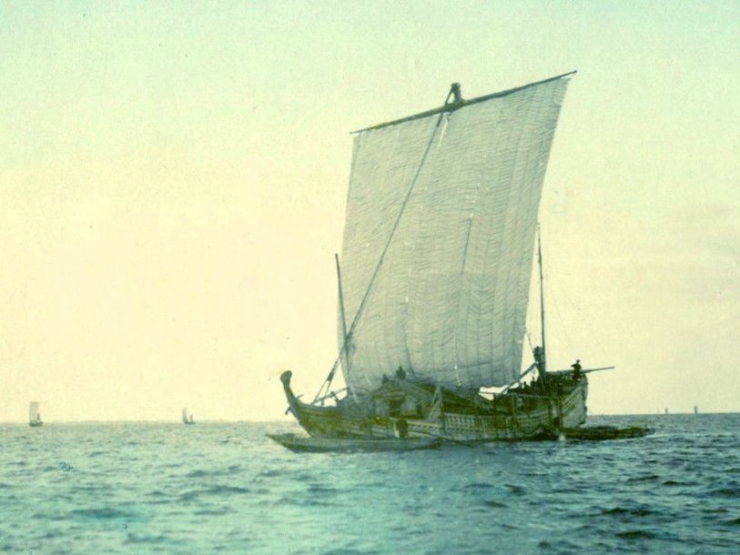 Древнее японское парусное судно