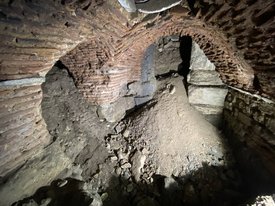 Под стамбульским дворцом Топкапы найдена подземная галерея римских времен