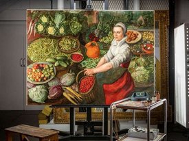 Реставраторы XVIII века заставили продавщицу овощей улыбаться, современные эксперты вернули ей прежнее выражение лица